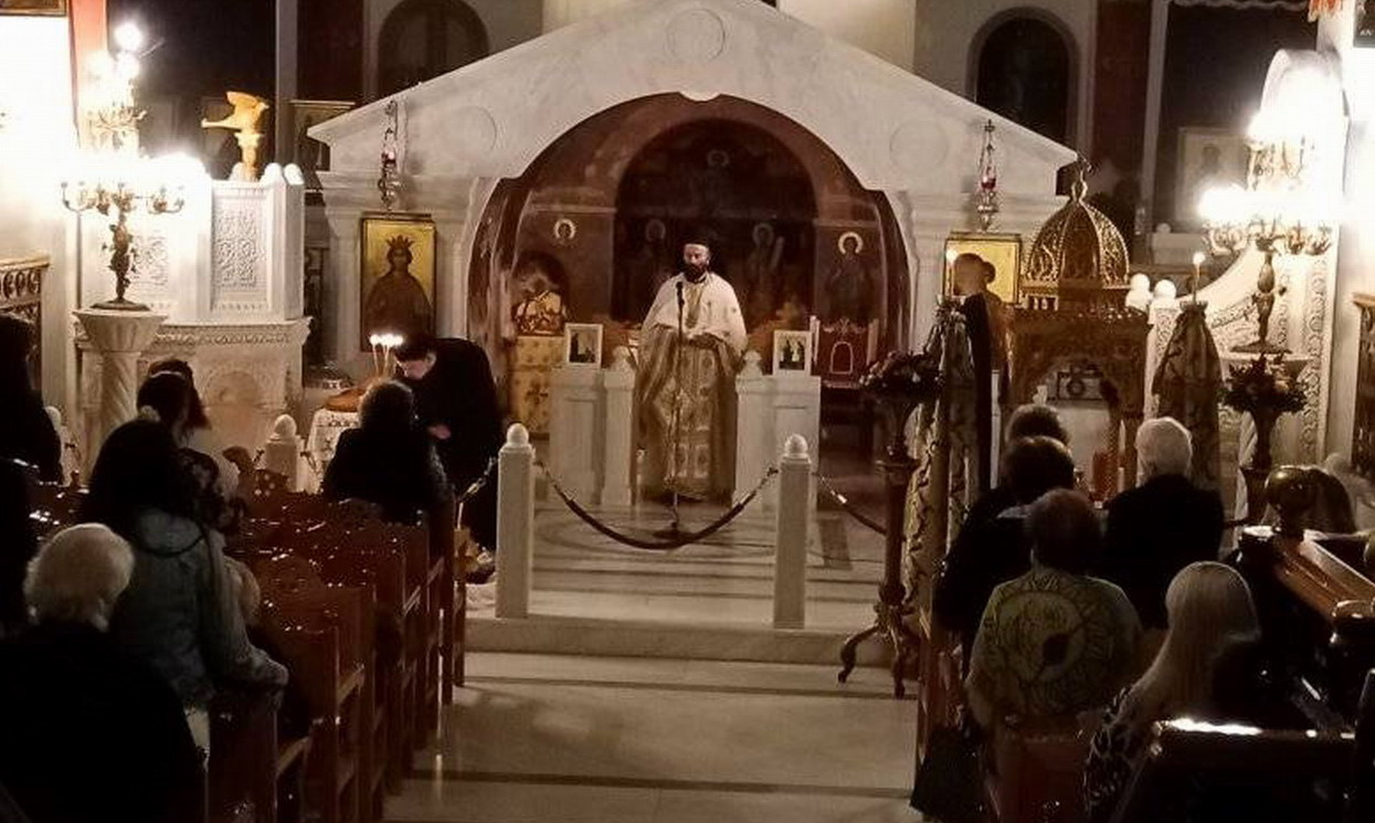 Εσπερινή λειτουργία στον Ι. Ν. Αγίας Βαρβάρας στη μνήμη του Αγίου Νεκταρίου και στον Προφήτη Ηλία