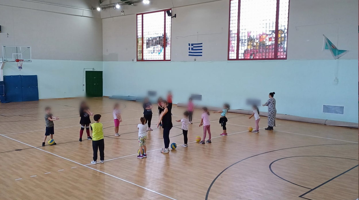 Σύλλογος Γονέων & Κηδεμόνων 8ου Δημοτικού Σχολείου – Ξεκίνησε η δωρεάν εκμάθηση μπάσκετ και βόλεϊ