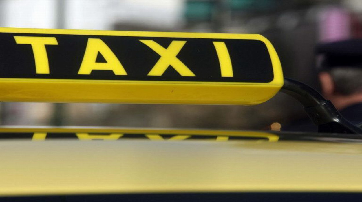 Χειρόφρενο τραβάνε οι οδηγοί Ταξί