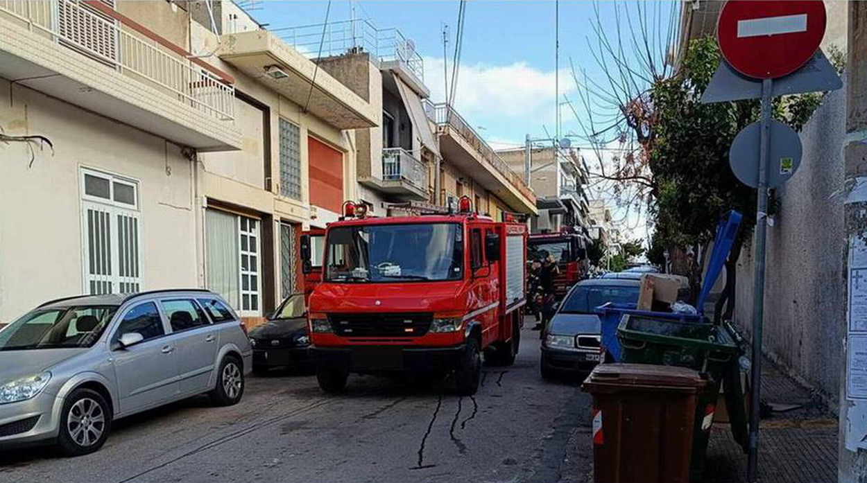 Φωτιά ξέσπασε εχθές νωρίς το πρωί, σε κατοικία της οδού Καραολή