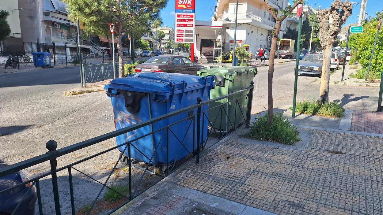 Όχι μπάζα στους πράσινους κάδους απορριμμάτων…