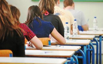Πανελλήνιες Εξετάσεις: Πότε ξεκινούν – Πότε ολοκληρώνονται τα μαθήματα σε γυμνάσια και λύκεια