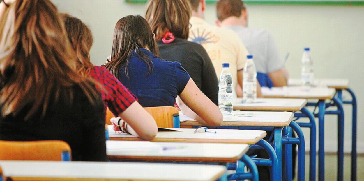 Πανελλήνιες Εξετάσεις: Πότε ξεκινούν – Πότε ολοκληρώνονται τα μαθήματα σε γυμνάσια και λύκεια