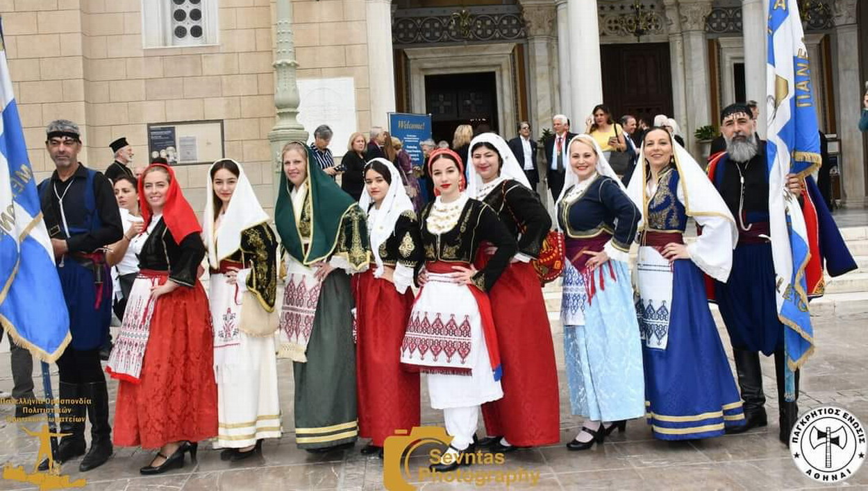 Η Ένωση Κρητών Αγίας Βαρβάρας, στην εκδήλωση της Πανελλήνιας Ομοσπονδίας Κρητικών Σωματείων