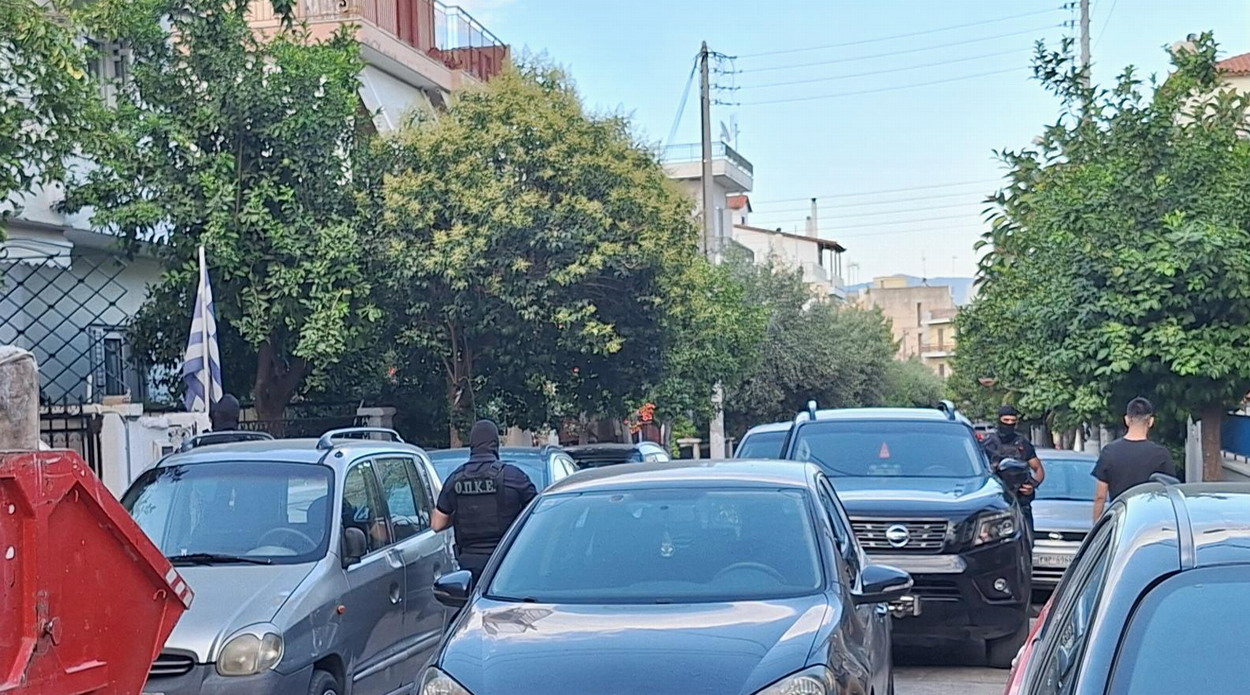 Μεγάλη επιχείρηση πραγματοποίησε εχθές το απόγευμα, ισχυρή αστυνομική δύναμη (ΟΠΚΕ) στην οδό Κωνσταντινουπόλεως