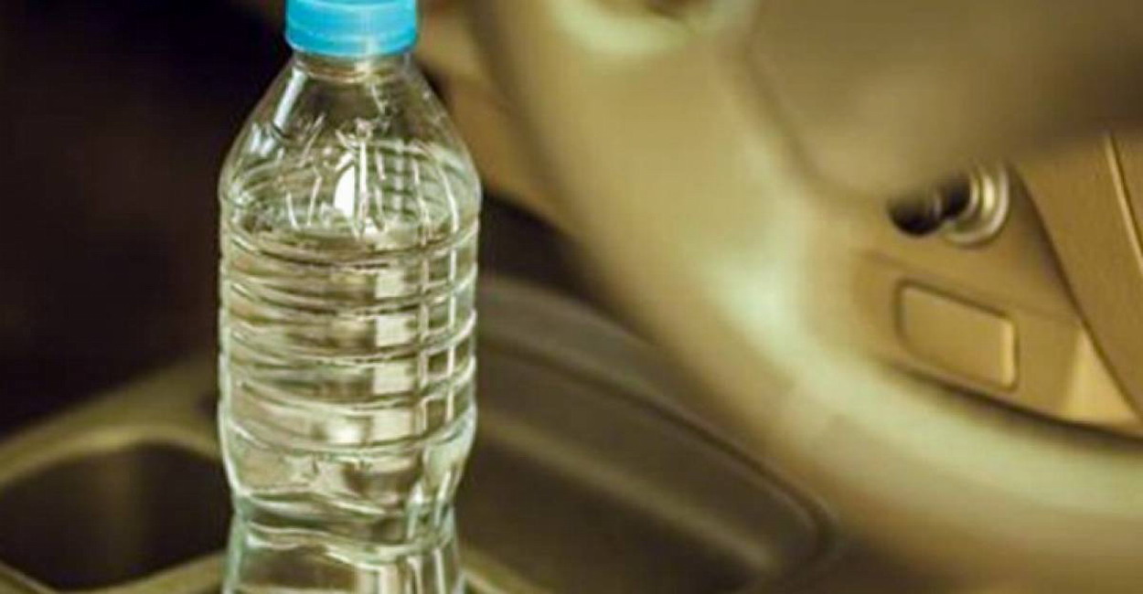 Διαβήτης: Γιατί κινδυνεύουν όσοι πίνουν νερό από πλαστικά μπουκάλια