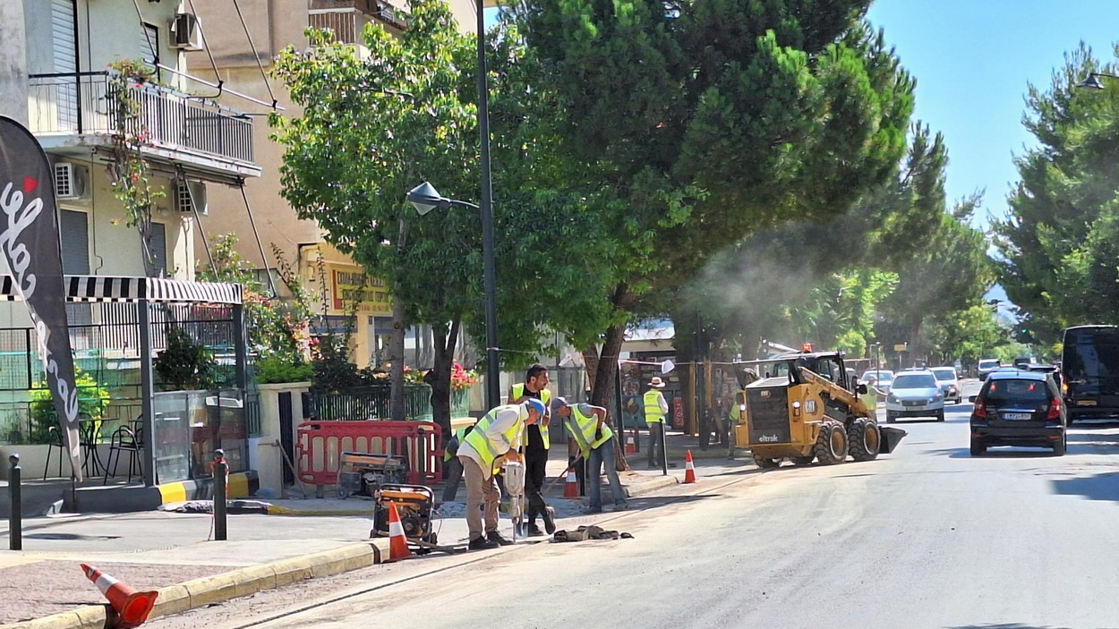 Συνεχίζονται οι εργασίες για την τοποθέτηση Οπτικών ινών στην Μεγ. Αλεξάνδρου