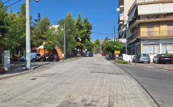 Ξεκίνησε το φρεζάρισμα της οδού Ηρακλείου για να ασφαλτοστρωθεί