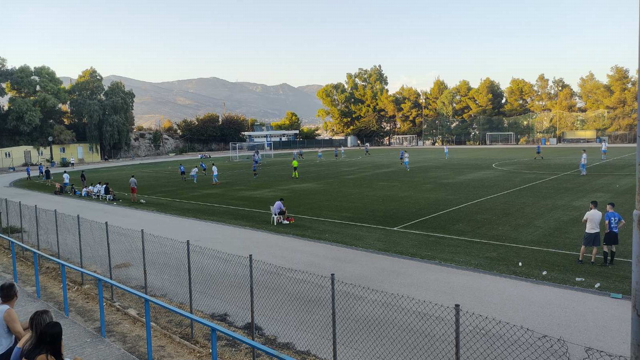 Πολύ καλή εμφάνιση πραγματοποίησε η ΑΠΕ ΑΓΙΑ ΕΛΕΟΥΣΑ στο χθεσινό φιλικό παιγνίδι της, απέναντι στην ομάδα του Καματερού