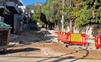 Επανάρχισαν τα έργα στην οδό Παπαφλέσσα, μετά από διακοπή εβδομάδων