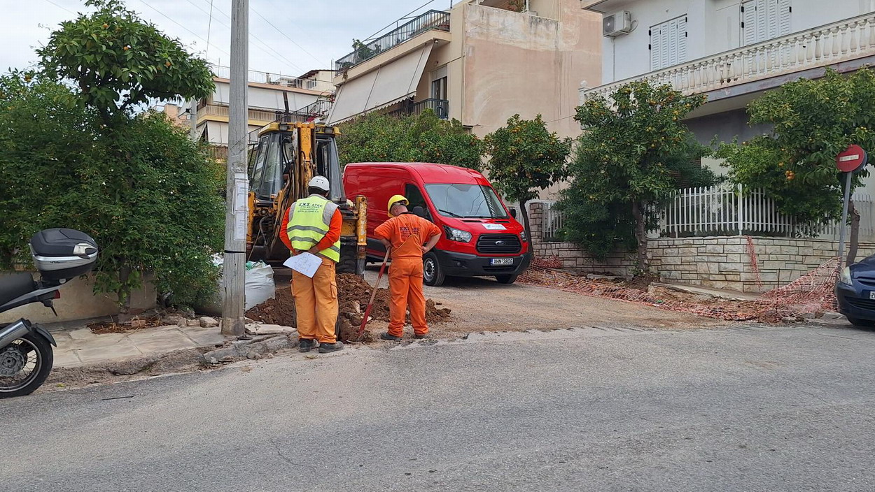 Συνεχίστηκαν οι εργασίες του ΔΕΔΔΗΕ στην οδό Κουντουριώτη