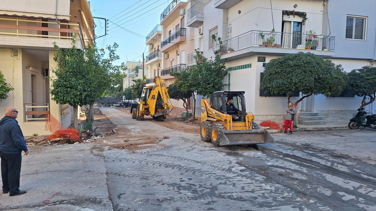 Συνεχίζονται οι εργασίες διαμόρφωσης της οδού Κολοκυθά