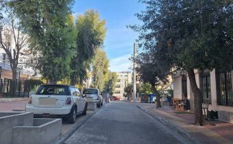 Γιατί δεν τοποθετούνται οι πινακίδες για την κατεύθυνση της οδού Ραιδεστού;;;