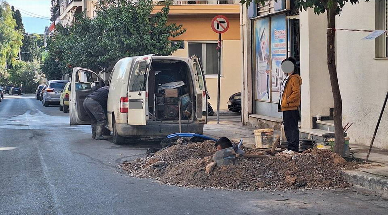 Επιδιορθώθηκε εχθές το πρωί η βλάβη που υπήρχε στο δίκτυο της ΕΥΔΑΠ στην οδό Ηρακλείου