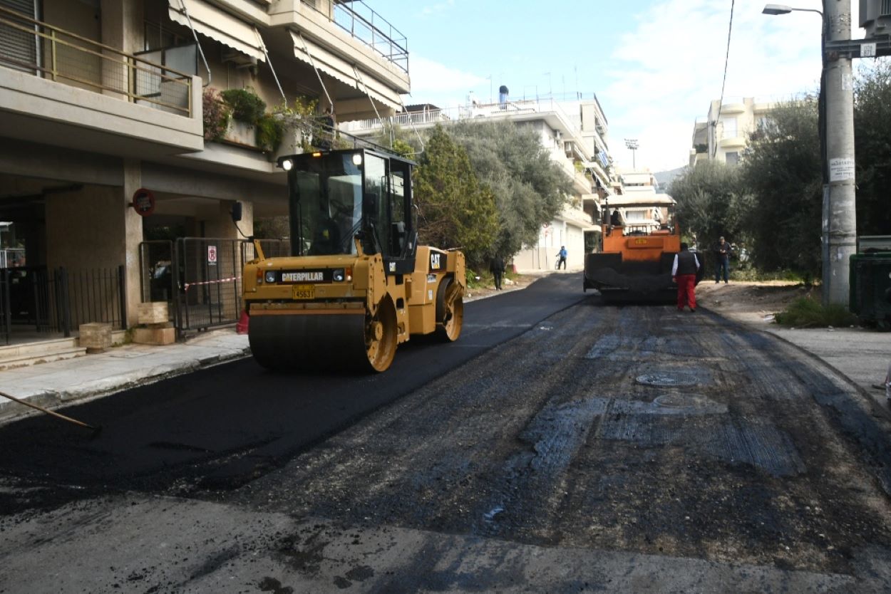 ΔΗΜΟΣ ΑΓΙΑΣ ΒΑΡΒΑΡΑΣ: Έναρξη εργασιών ανάπλασης πεζοδρομίων και οδοστρώματος στην οδό Κυκλάδων