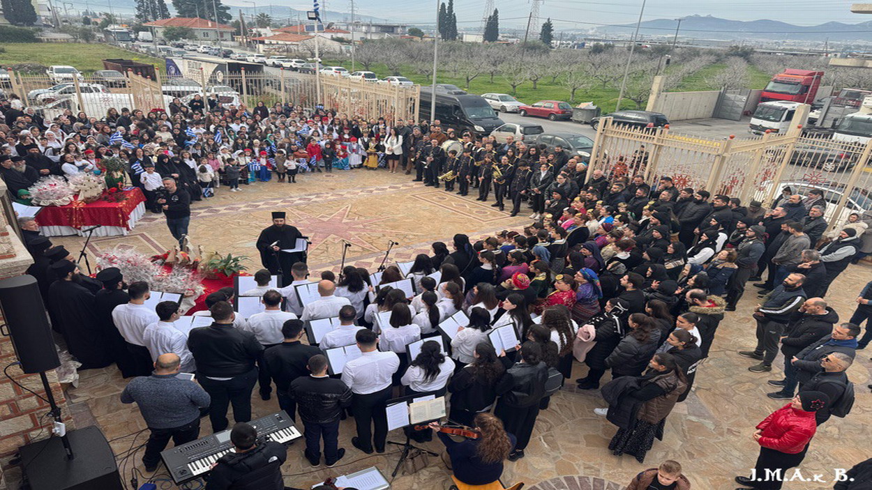 Σύλλογος Ποντίων Αγ. Βαρβάρας Ο Φάρος: «Κάλαντα στον Επίσκοπό μας»