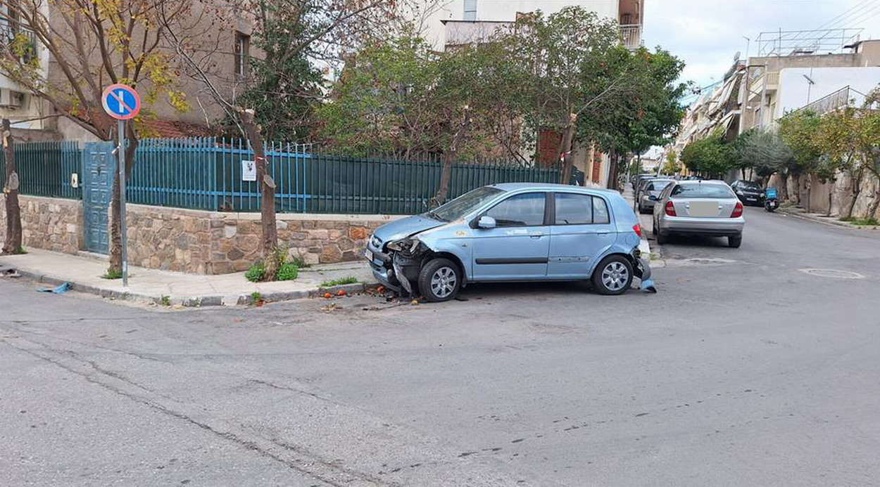 Παρατημένο Ι.Χ. σμπαράλια, από διερχόμενο όχημα το βράδυ της Τσικνοπέμπτης…