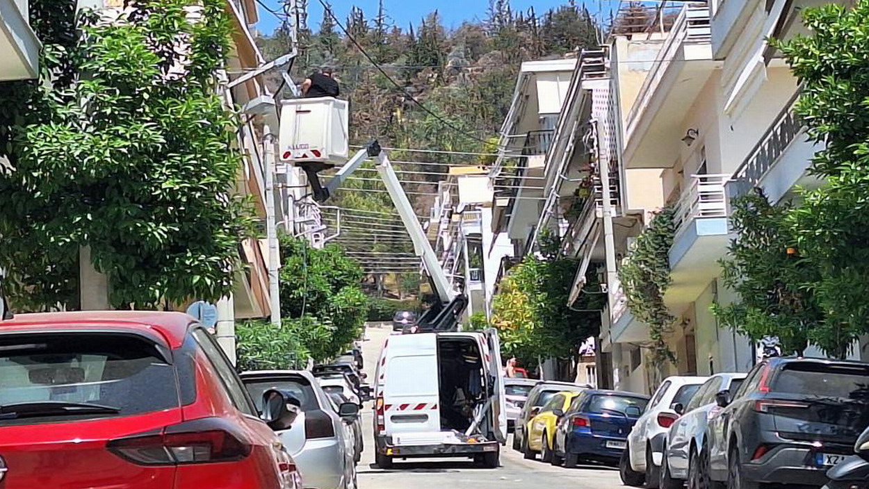 Εναέριες οπτικές ίνες από τη ΔΕΗ στην περιοχή Ριμινίτικα