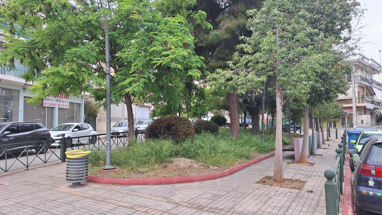 Τριγωνάκι απέναντι από την είσοδο του Νοσοκομείου χρειάζεται περιποίηση