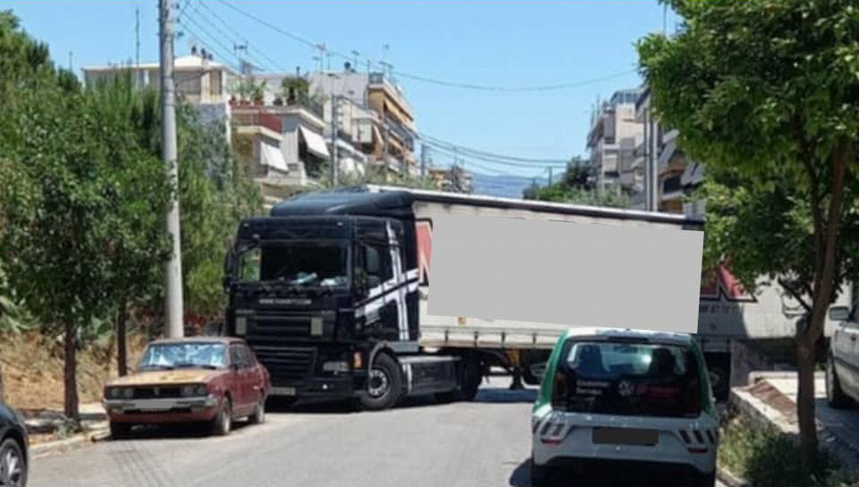 Η ανεξέλεγκτη κατάσταση, με τα τεράστια φορτηγά που εισέρχονται στην πόλη μας και προκαλούν προβλήματα στην κυκλοφορία