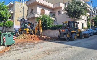 Αντιμετωπίστηκε από την ΕΥΔΑΠ, το σπάσιμο του αγωγού που συνέβη εχθές τα ξημερώματα