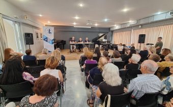 Παράδοση πιστοποιητικών σε όσους παρακολούθησαν τον Β Κύκλο Διαλέξεων του Δημοτικού Πανεπιστημίου
