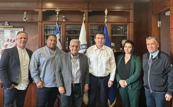 Συνάντηση του Μορφωτικού Συλλόγου Ελλήνων Τσιγγάνων,  με τον υπ. Προστασίας του Πολίτη Μ. Χρυσοχοΐδη