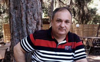 Μιχάλης Πλαστήρας: “Το ψέμα έχει κοντά ποδάρια” λέει η παροιμία…