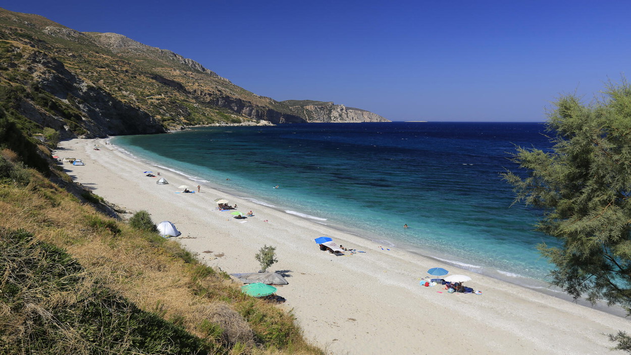 Τι προβλέπει ο νόμος για την πρόσβαση μας στις παραλίες
