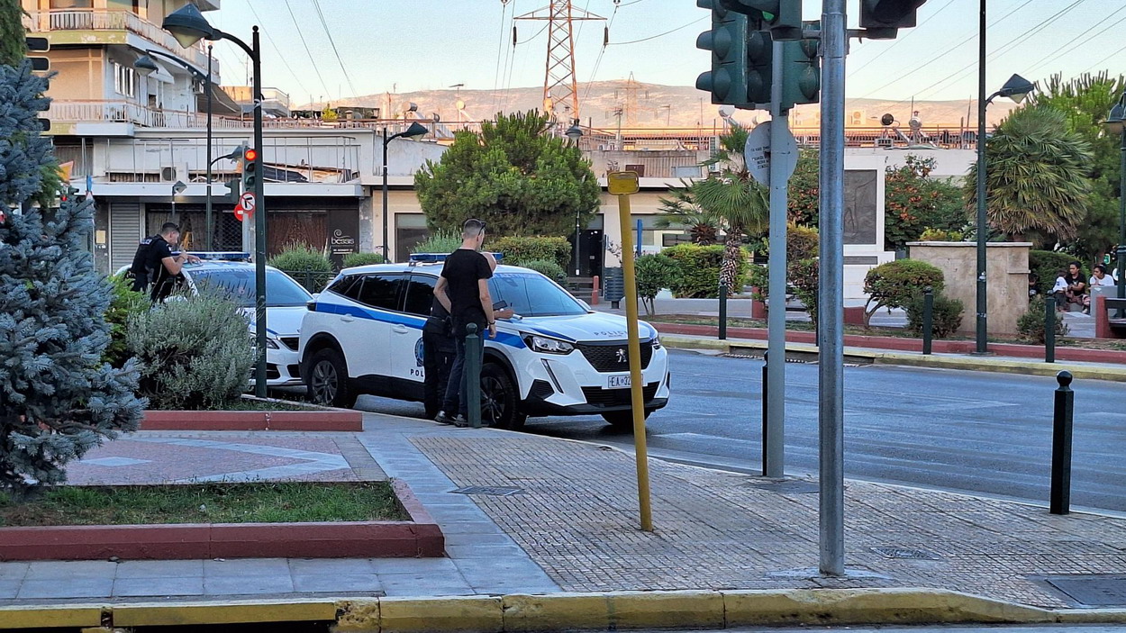 Σαββατόβραδο με μπλόκο της Τροχαίας στον κεντρικό κόμβο της πόλης μας