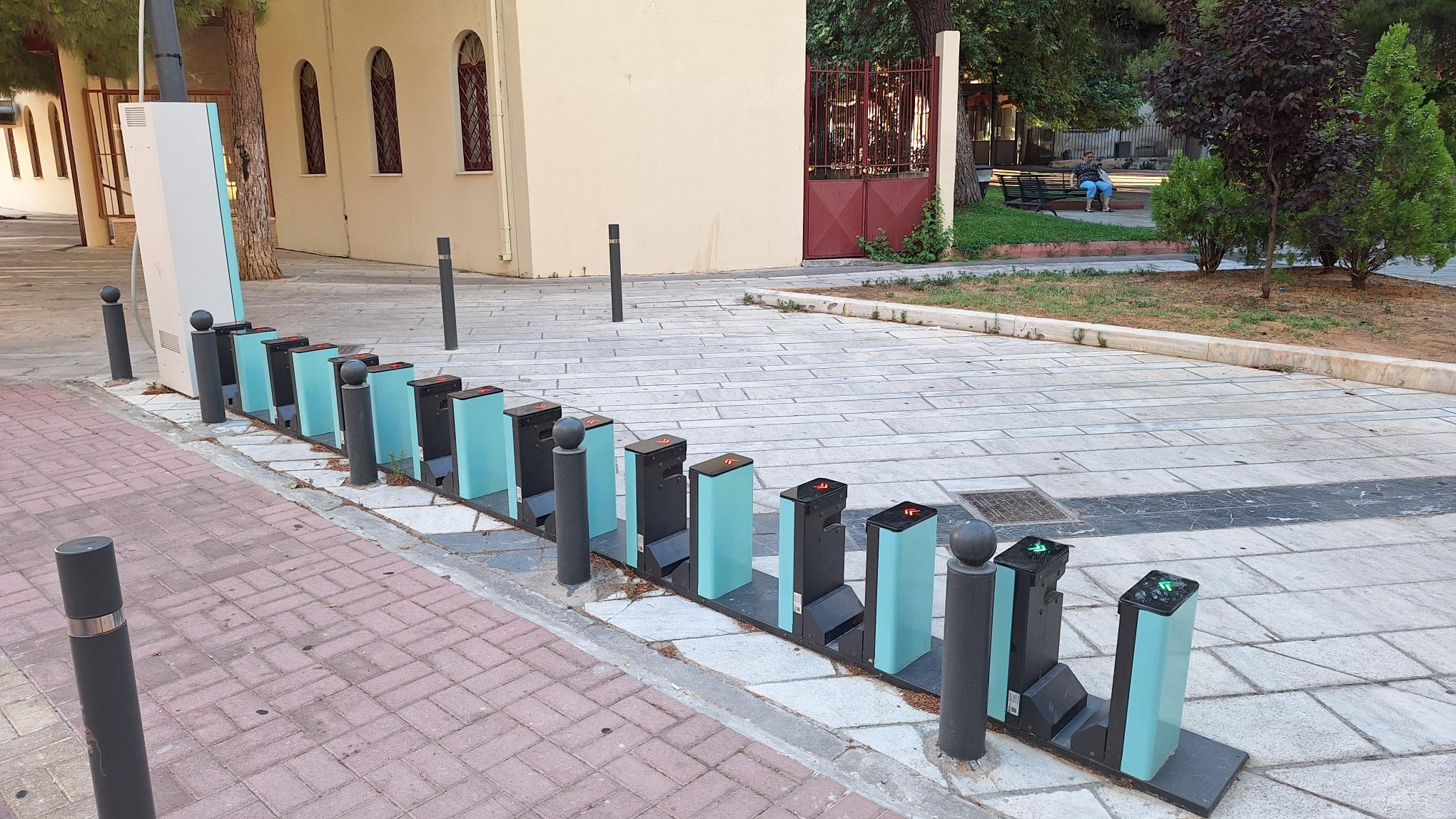 Εξαφανισμένα πάλι τα ηλεκτρικά ποδήλατα και από τους έξι σταθμούς που υπάρχουν στην πόλη μας