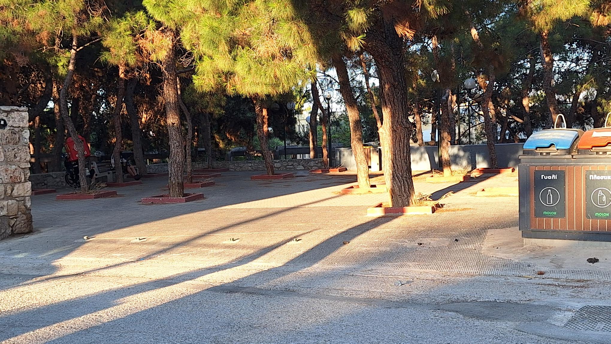 Δεν υπάρχει ιχνος από τα μεταλλικά “Π” πλέον στο άλσος ΜΗΤΕΡΑ
