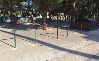 Αντικαταστάθηκαν τα εξαφανισθέντα μεταλλικά “Π” στο άλσος ΜΗΤΕΡΑ…