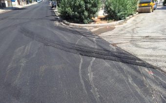 Αυλακώθηκε η φρέσκια άσφαλτος στην Π. Π. Γερμανού