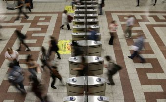 Μετρό: Ξεκινά το Σάββατο η 24ωρη λειτουργία τα Σαββατοκύριακα