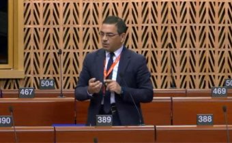 Ο βουλευτής επικρατείας της ΝΔ, Γιώργος Σταμάτης, εξελέγη ομόφωνα ως γενικώς εισηγητής για τους Ρομά και ταξιδευτές