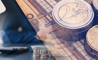 Καθίζηση στους μέσους μισθούς – Απώλειες 32,8% σε 15 χρόνια