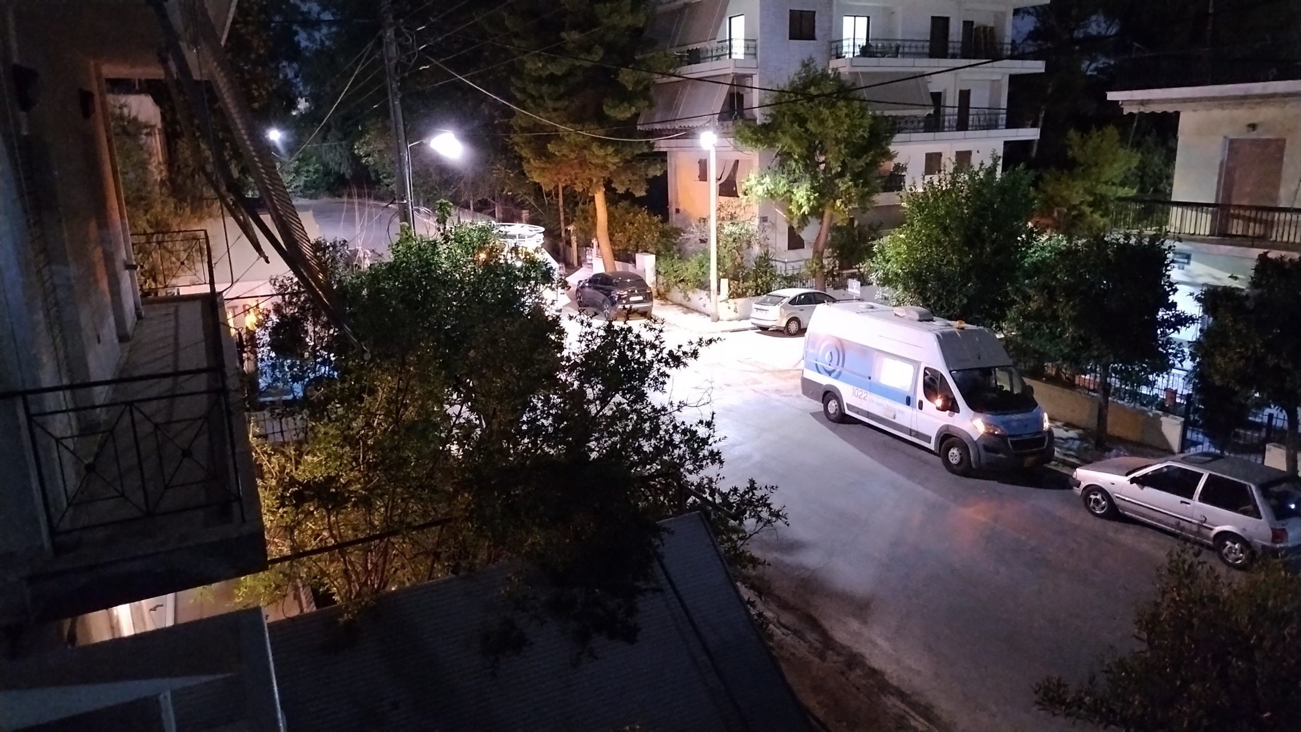 Εργασίες συνεργείου της ΕΥΔΑΠ πολύ αργά το βράδυ, ξεσήκωσαν τη γειτονιά στο πόδι
