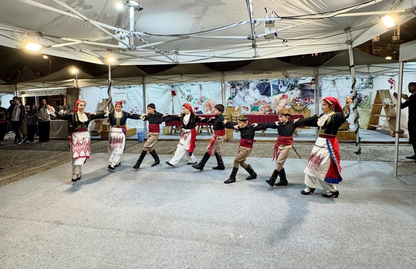 Έπαινος στην Ένωση Κρητών Αγίας Βαρβάρας “Η Μεγαλόνησος”