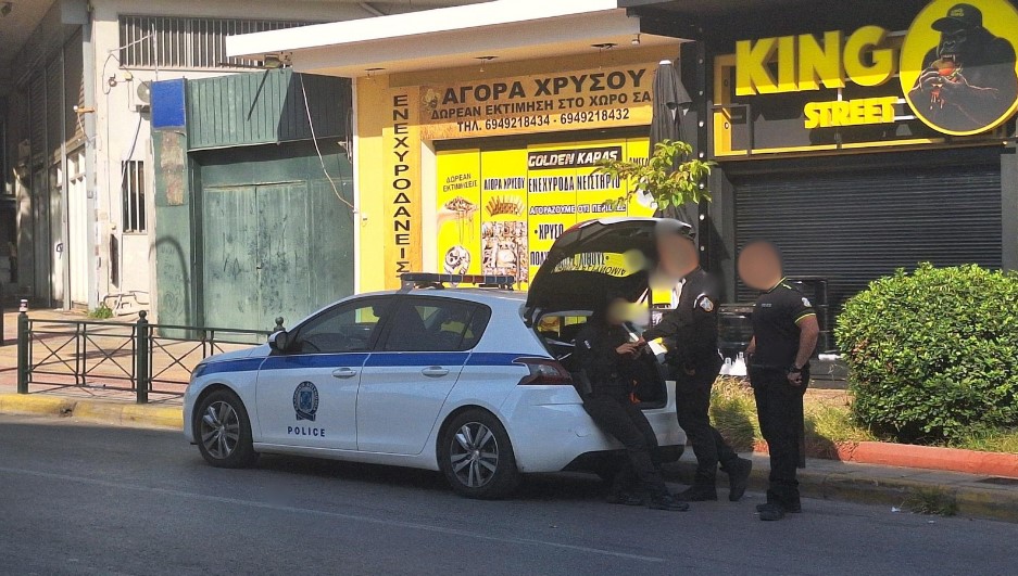 Μπλόκο έστησε εχθές το πρωί περιπολικό της Τροχαίας στην Μεγ. Αλεξάνδρου